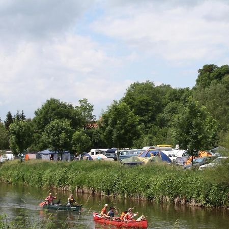 Ferienwohnungen Am Campingplatz 트렌델부르크 외부 사진