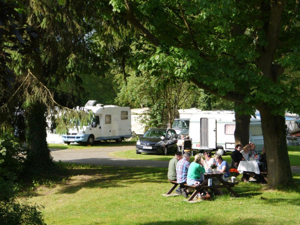 Ferienwohnungen Am Campingplatz 트렌델부르크 외부 사진