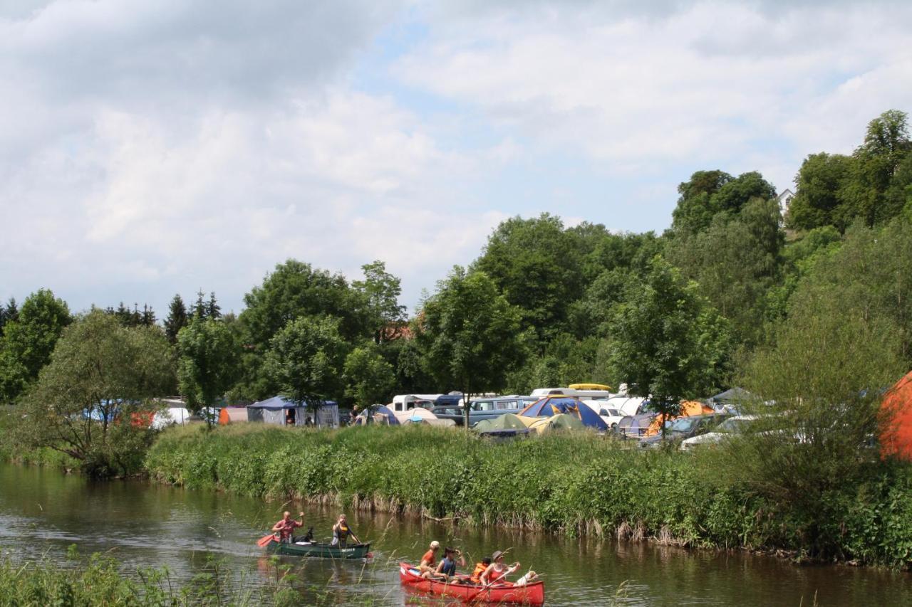 Ferienwohnungen Am Campingplatz 트렌델부르크 외부 사진