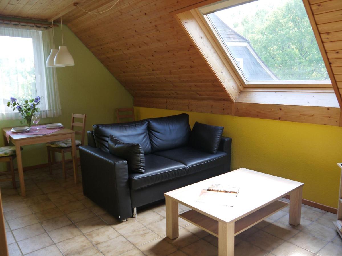 Ferienwohnungen Am Campingplatz 트렌델부르크 외부 사진
